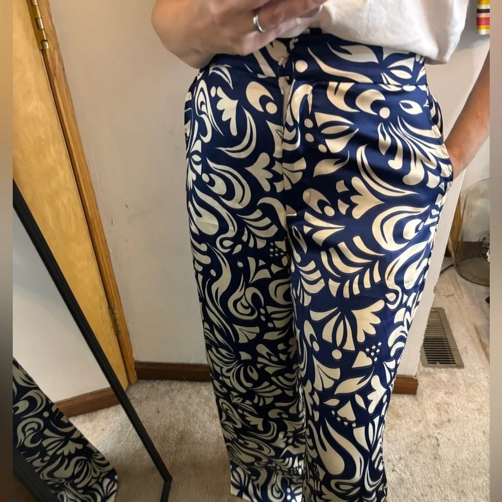 House of Harlow 1960 Blue Cream Patterned Satin Wide Leg Pants - Picture 7 of 10